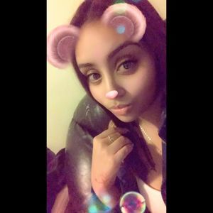 Meet your Posher, Linda